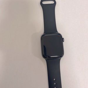 Apple Watch series SE.